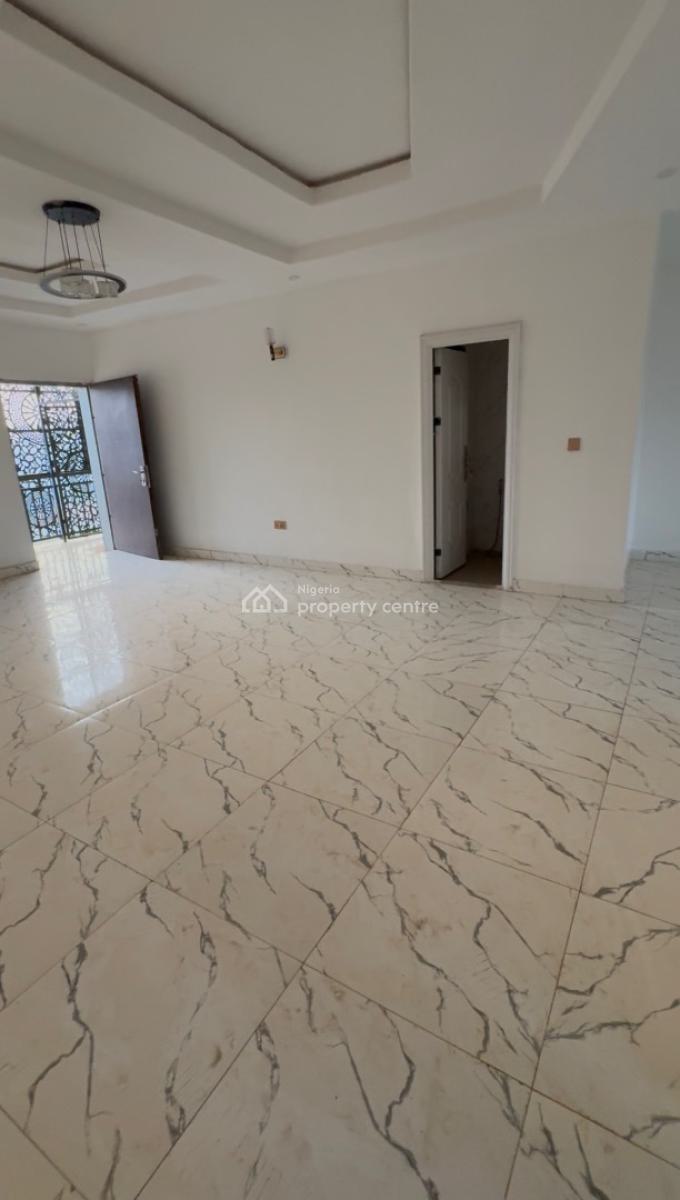 Massive 3 Bedroom Block of Flat, By Airport Junction, Jabi, Abuja, Flat / Apartment for Rent