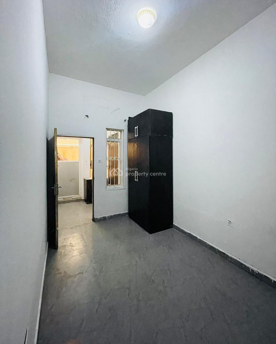 Self Contain, Ikate Elegushi, Lekki, Lagos, Self Contain (single Rooms) for Rent