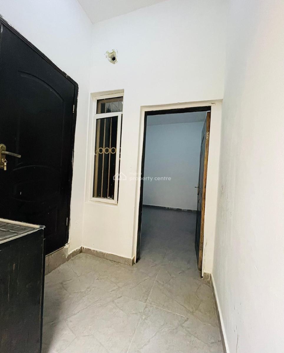 Self Contain, Ikate Elegushi, Lekki, Lagos, Self Contain (single Rooms) for Rent