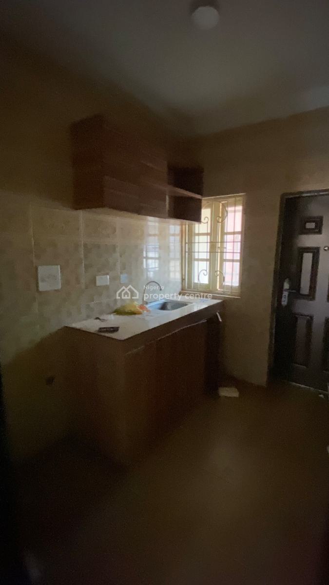 Neatly Built 2 Bedroom Flat, Dawaki, Gwarinpa, Abuja, Flat / Apartment for Rent