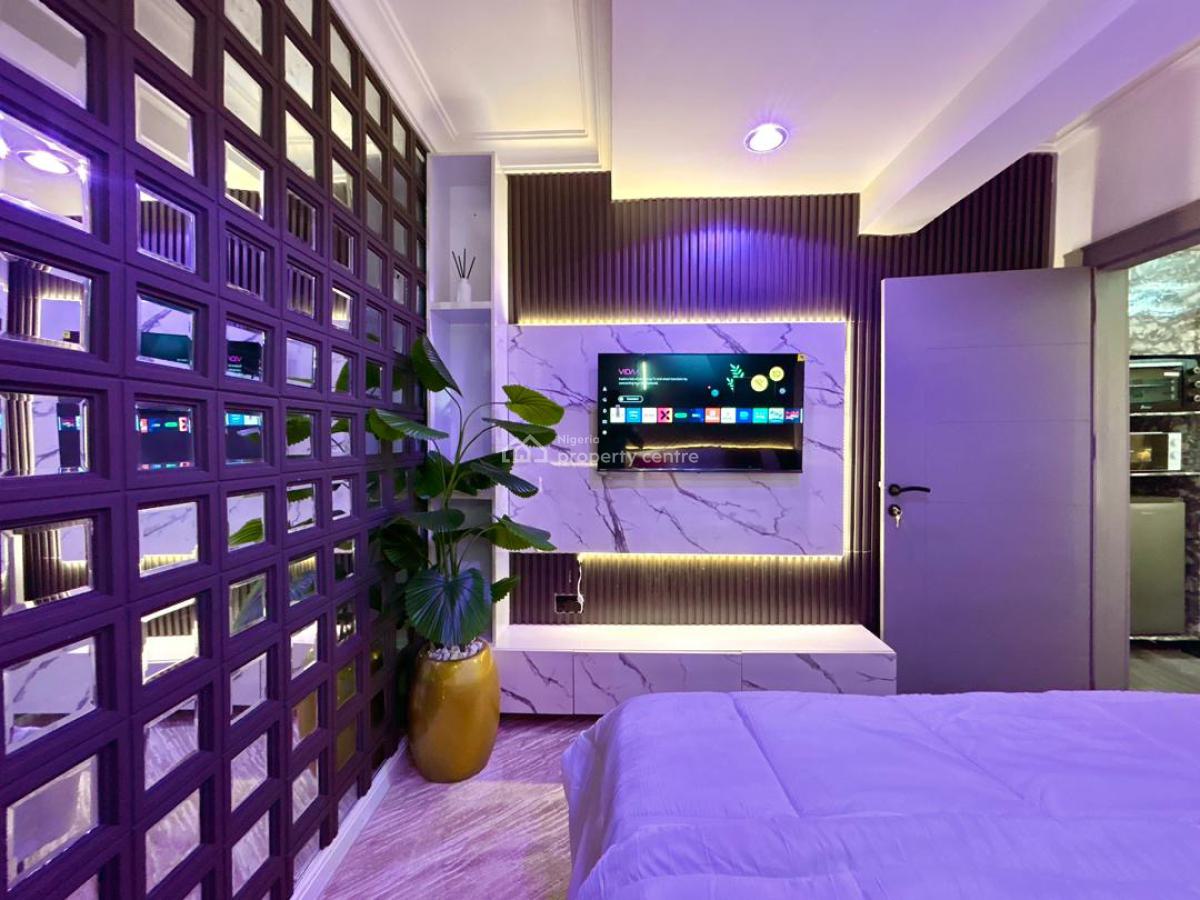 Cozy Two Bedroom City View Apartment with 2 Balconies, Ps5, Swimming Pool, Lekki Phase 1, Lekki, Lagos, Flat / Apartment Short Let