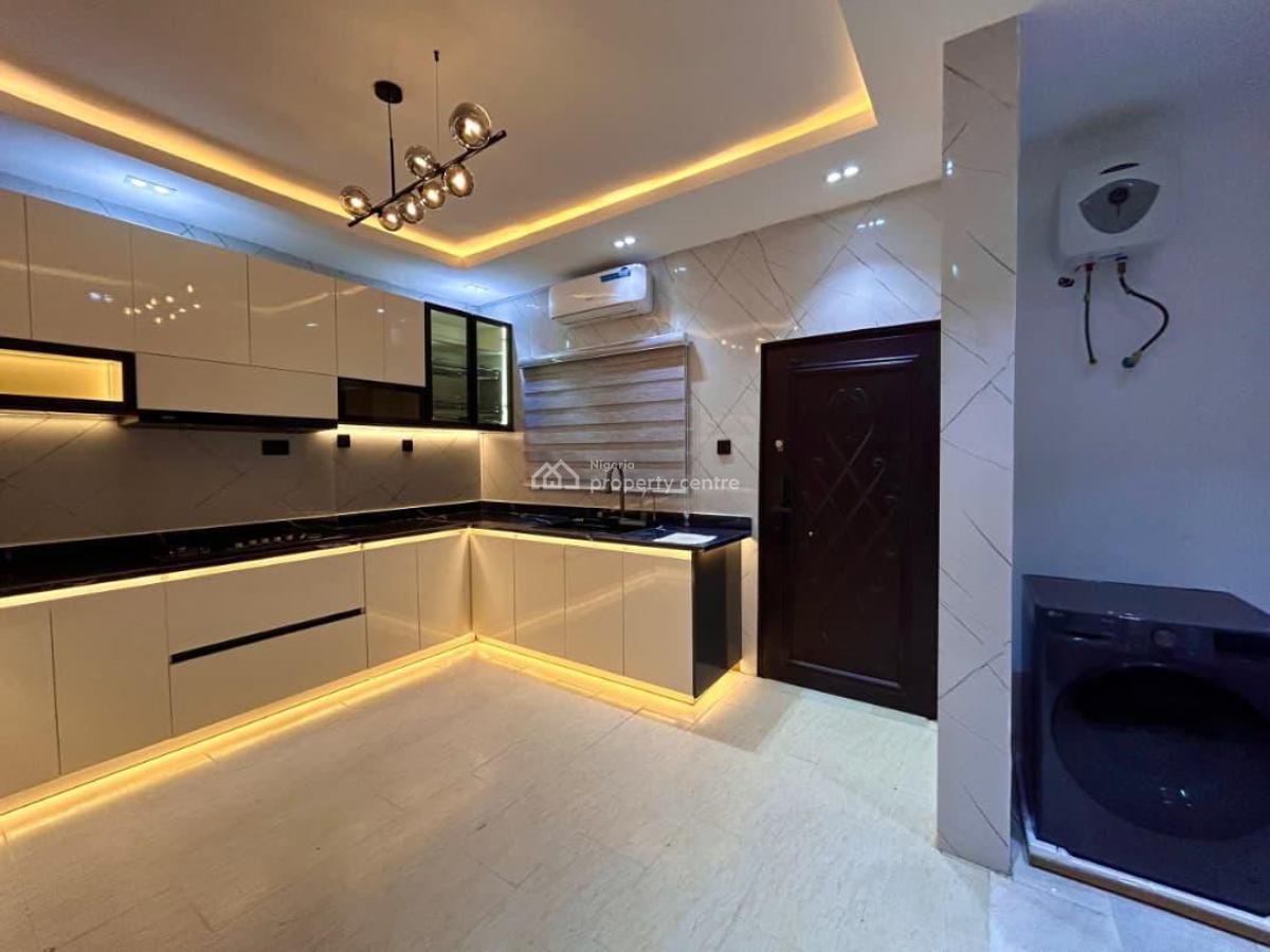 Luxury 3 Bedrooms Semi-detached Duplex with a Private Cinema, Snooker, Lekki Phase 1, Lekki, Lagos, Flat / Apartment Short Let