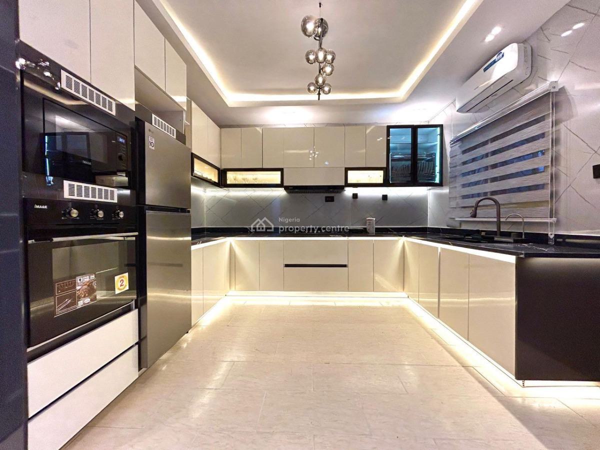 Luxury 3 Bedrooms Semi-detached Duplex with a Private Cinema, Snooker, Lekki Phase 1, Lekki, Lagos, Flat / Apartment Short Let