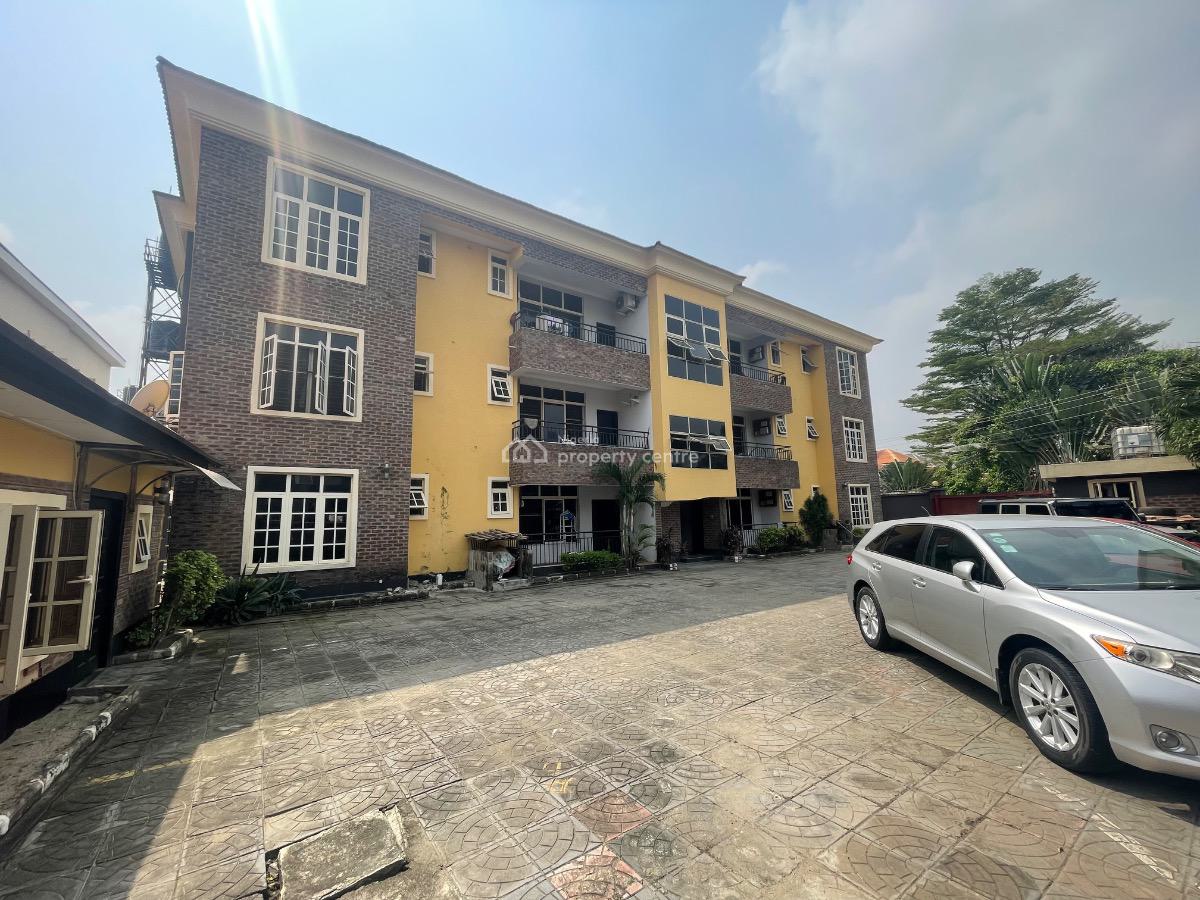 3-bedroom Flat with Bq, Lbs, Ajah, Lagos, Flat / Apartment for Rent