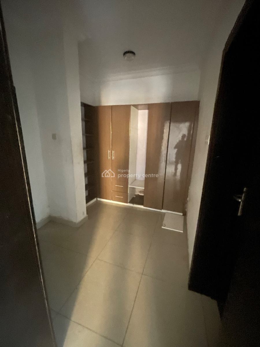 3-bedroom Flat with Bq, Lbs, Ajah, Lagos, Flat / Apartment for Rent