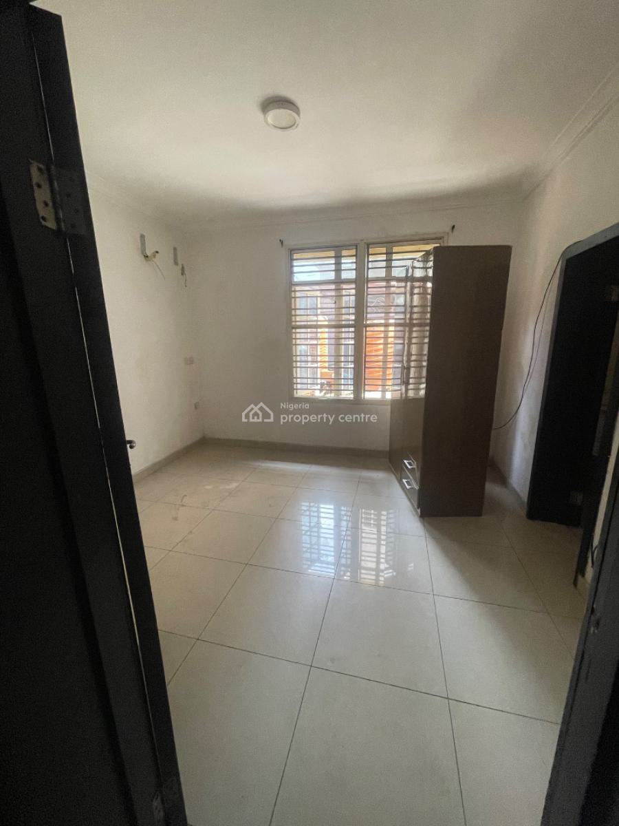 3-bedroom Flat with Bq, Lbs, Ajah, Lagos, Flat / Apartment for Rent