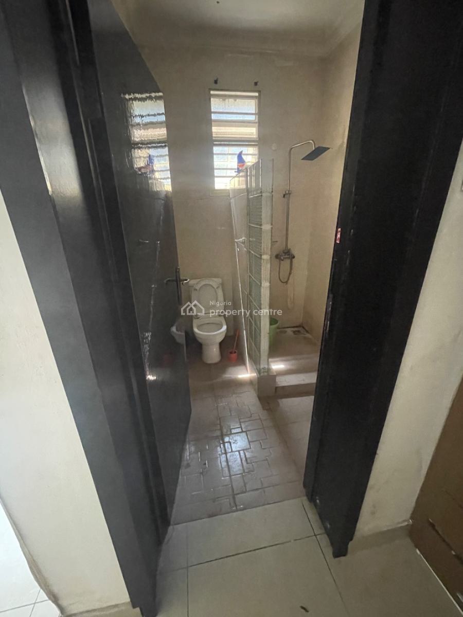 3-bedroom Flat with Bq, Lbs, Ajah, Lagos, Flat / Apartment for Rent