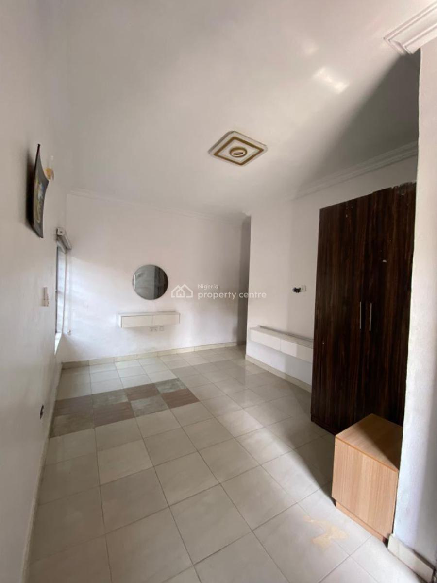 2 Bedroom Apartment, Ikota, Lekki, Lagos, Flat / Apartment for Rent