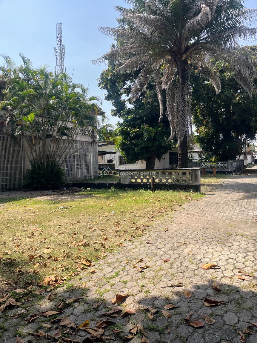 Demolishable 5 Bedroom Detached House, Off Idejo Street, Victoria Island (vi), Lagos, Detached Duplex for Sale