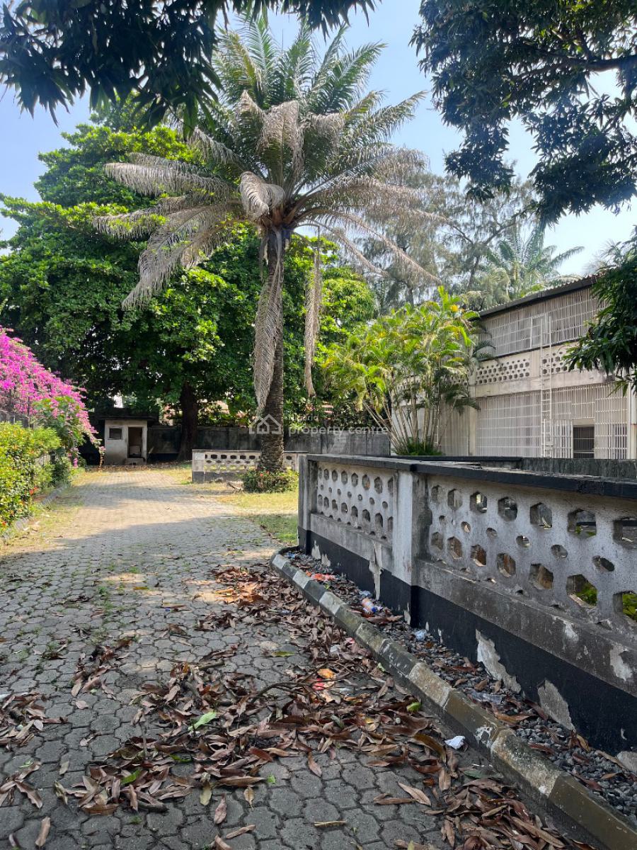 Demolishable 5 Bedroom Detached House, Off Idejo Street, Victoria Island (vi), Lagos, Detached Duplex for Sale