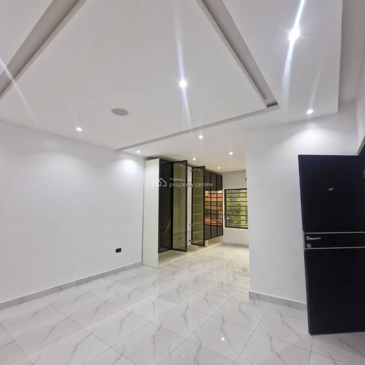 Tastefully Finished 3 Bedroom Serviced Apartment with a Bq, Lekki Phase 1, Lekki, Lagos, Flat / Apartment for Rent