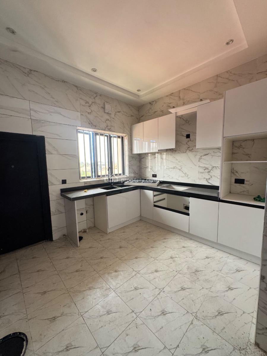 Three Bedroom Apartment, Lekki, Lagos, Flat / Apartment for Rent