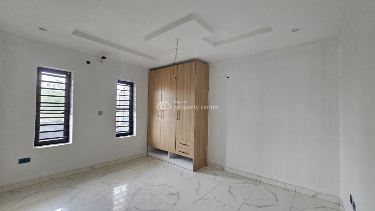 Fantastically Built 4-bedroom Semi-detached Duplex with Bq, Arowojobe, Mende, Maryland, Lagos, Semi-detached Duplex for Rent