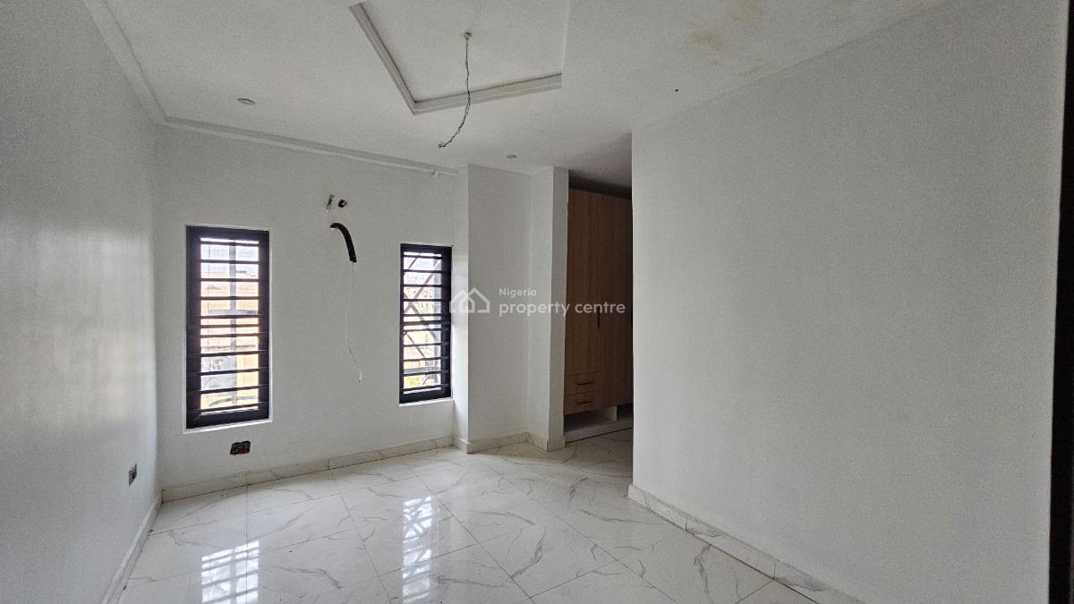 Fantastically Built 4-bedroom Semi-detached Duplex with Bq, Arowojobe, Mende, Maryland, Lagos, Semi-detached Duplex for Rent