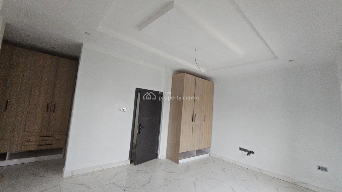 Fantastically Built 4-bedroom Semi-detached Duplex with Bq, Arowojobe, Mende, Maryland, Lagos, Semi-detached Duplex for Rent