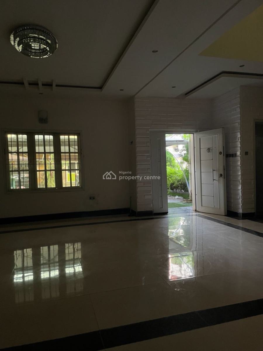 Well Maintained 4 Bedroom Terrace Duplex, Chevron Drive, Lekki Expressway, Lekki, Lagos, Terraced Duplex for Rent