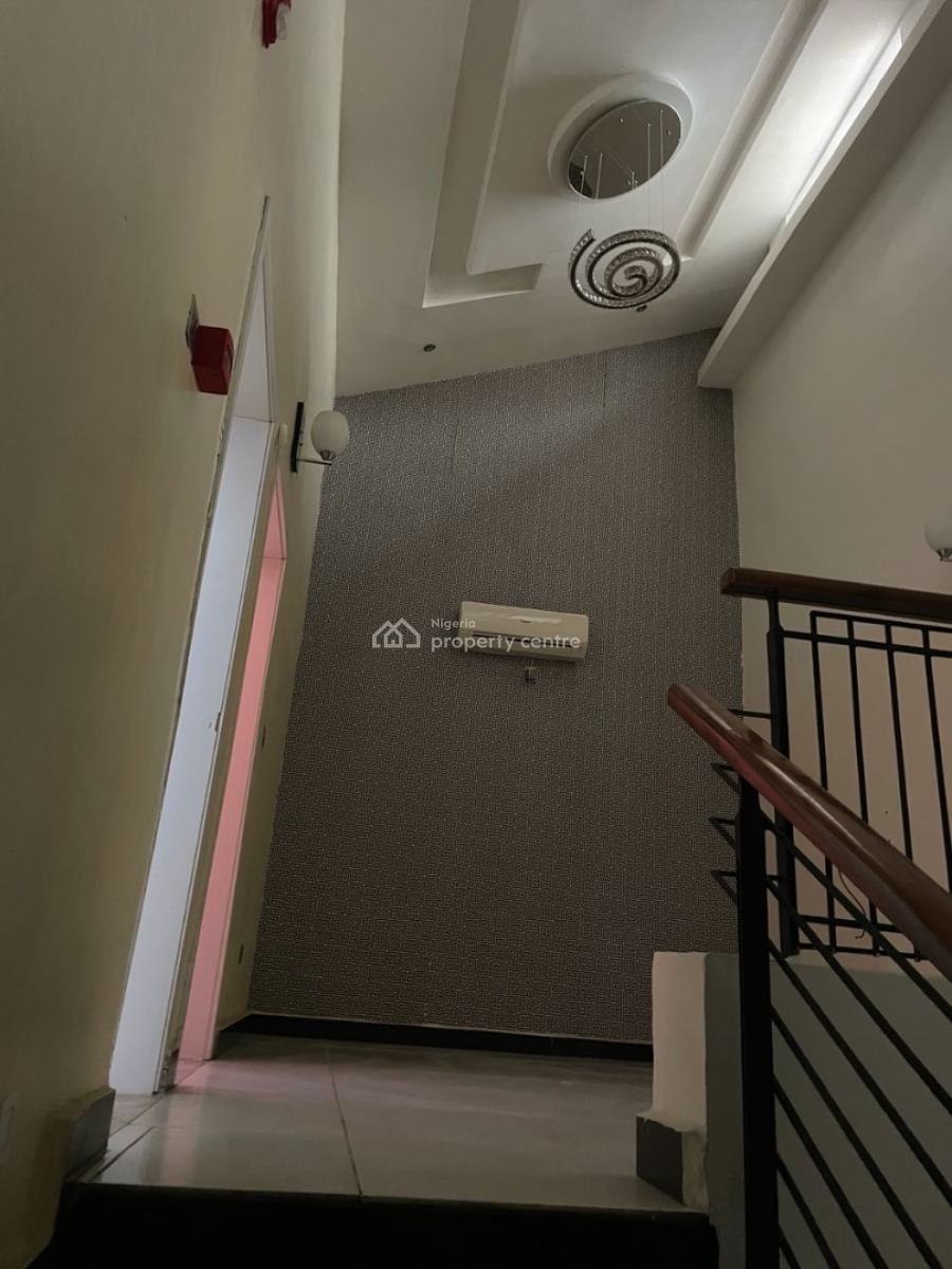 Well Maintained 4 Bedroom Terrace Duplex, Chevron Drive, Lekki Expressway, Lekki, Lagos, Terraced Duplex for Rent