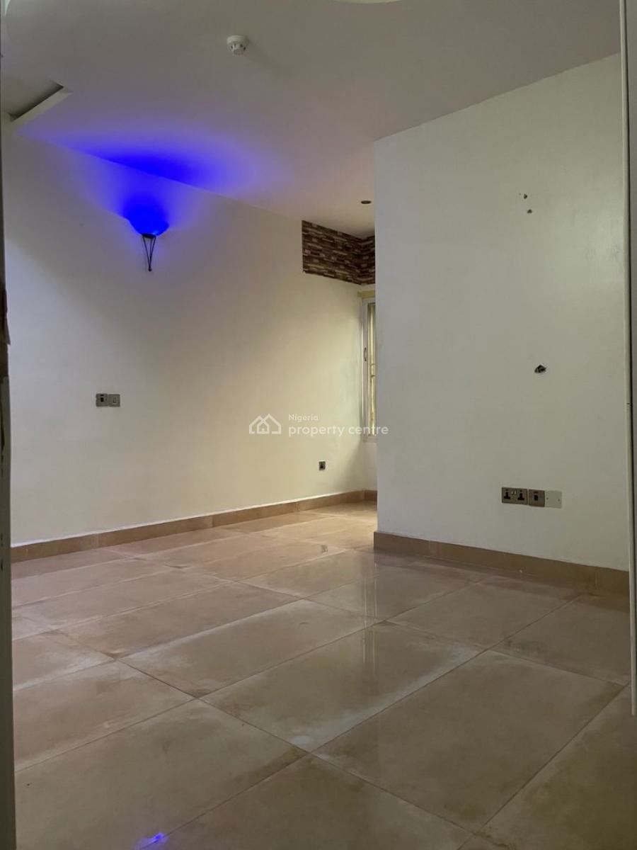Well Maintained 4 Bedroom Terrace Duplex, Chevron Drive, Lekki Expressway, Lekki, Lagos, Terraced Duplex for Rent