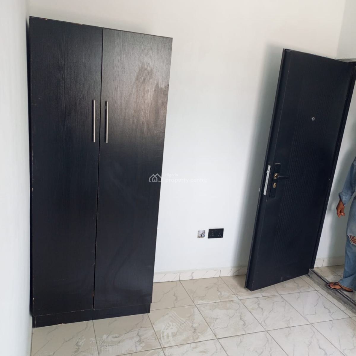 a Very Standard 2 Bedroom Apartment, United Estate, Sangotedo, Ajah, Lagos, Flat / Apartment for Rent
