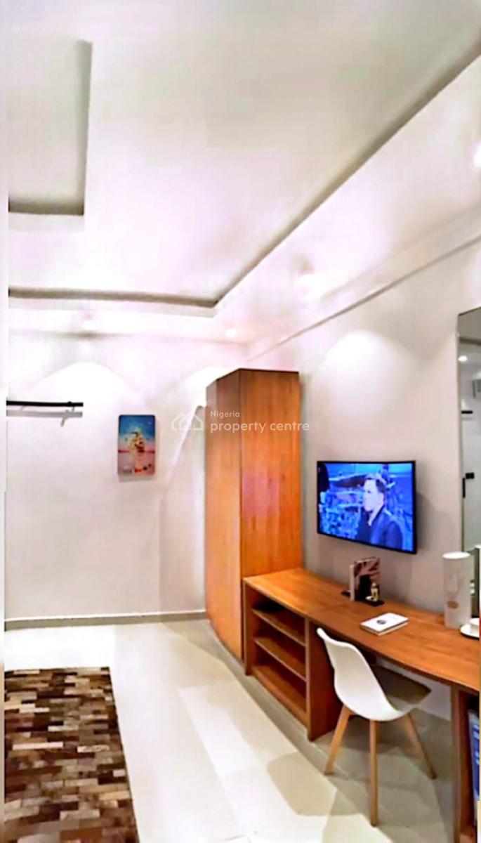 a Fully Furnished Studio, Nike Art Gallery Road, 3rd Roundabout, Ikate Elegushi, Lekki, Lagos, Self Contain (single Rooms) Short Let