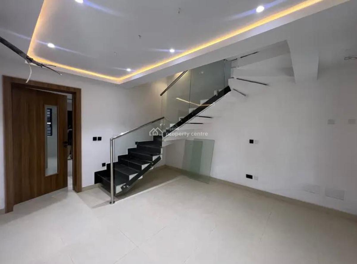 4-bedroom Semi Detached with Bq Available, Victoria Island (vi), Lagos, Semi-detached Duplex for Rent
