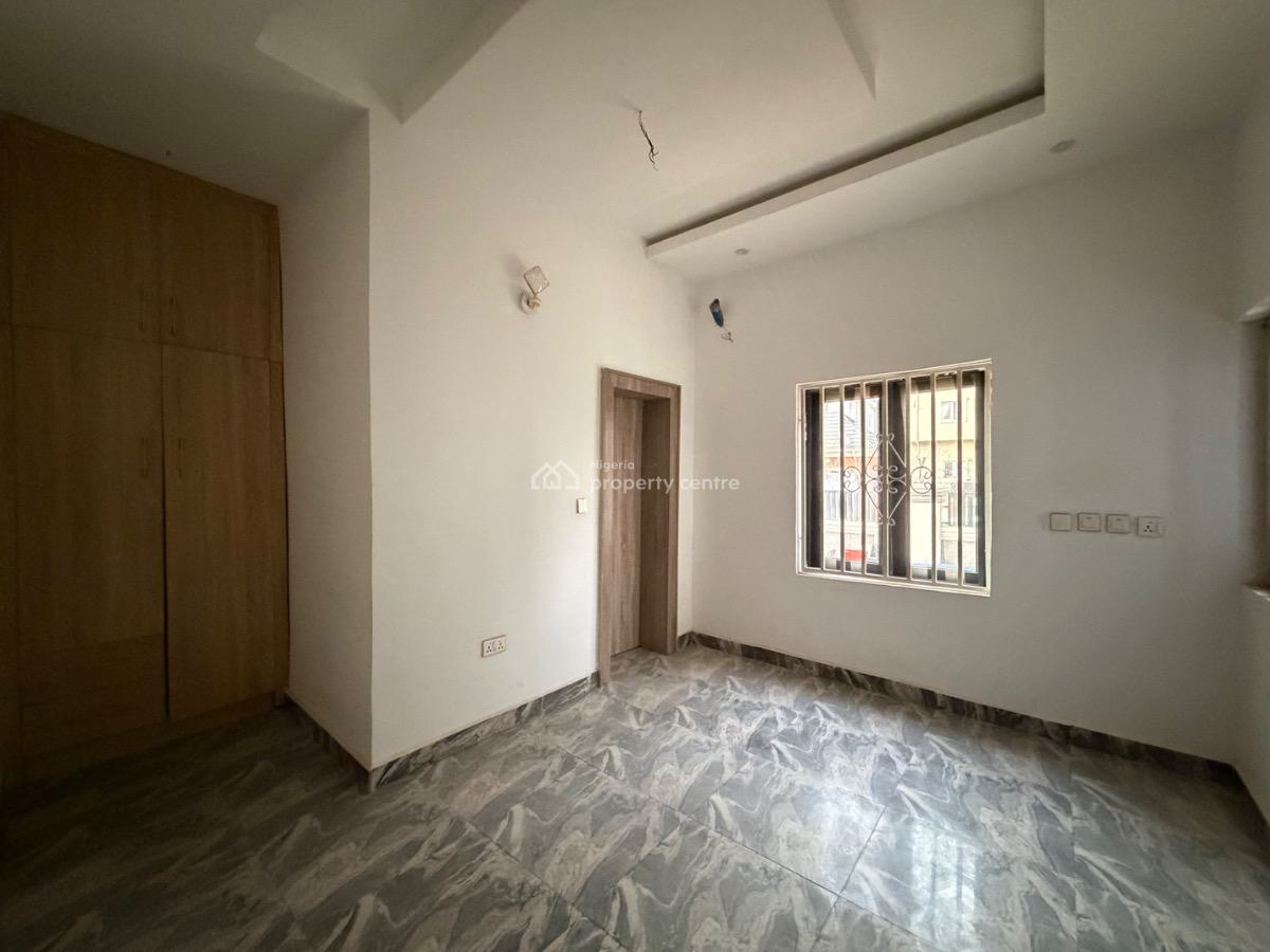Beautiful Well Built 2 Bedrooms with a Bq, By Aduvie School, Jahi, Abuja, Flat / Apartment for Rent