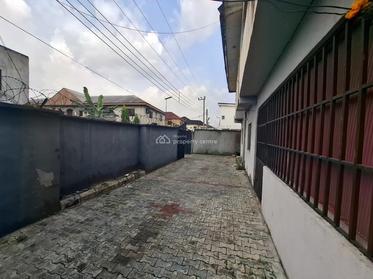 4 Units of 2 Bedroom Flats on a Cornerpiece Land in a Gated Estate, Orazi By Gra, Orazi, Port Harcourt, Rivers, Block of Flats for Sale