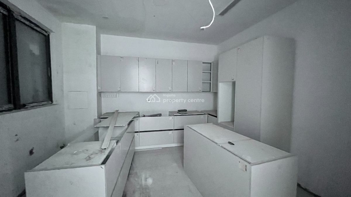 Luxury 3-bedroom Apartment with Bq., Ikoyi, Lagos, Flat / Apartment for Rent