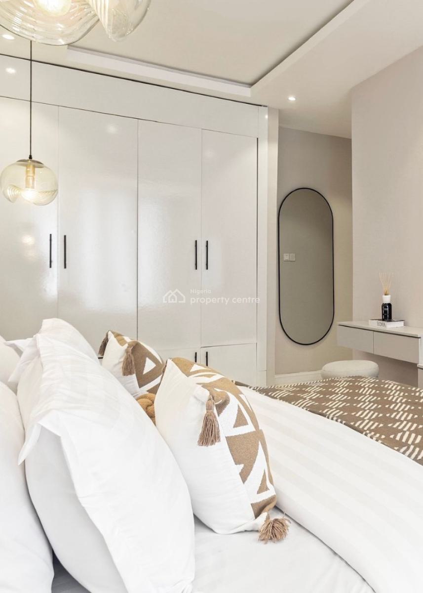 2 Bedroom Apartment, Lekki Phase 1, Lekki, Lagos, Flat / Apartment Short Let