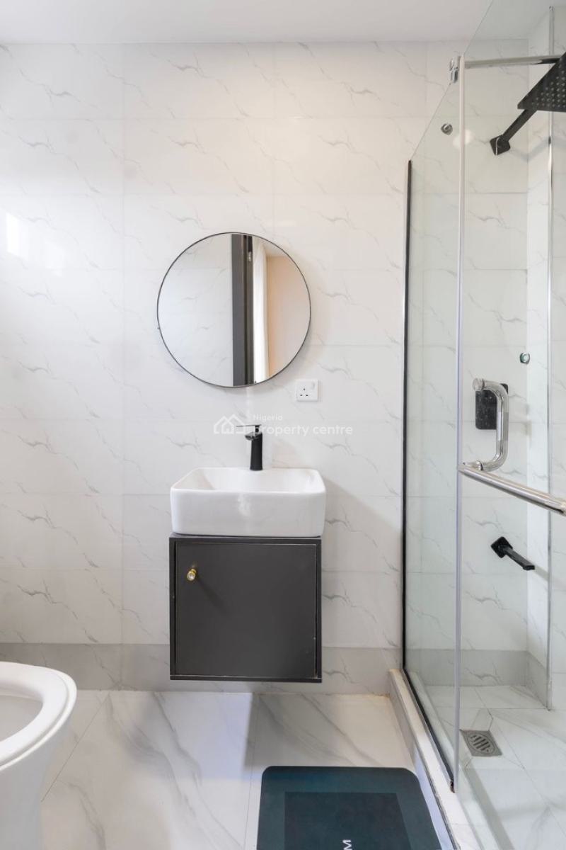 2 Bedroom Apartment, Lekki Phase 1, Lekki, Lagos, Flat / Apartment Short Let