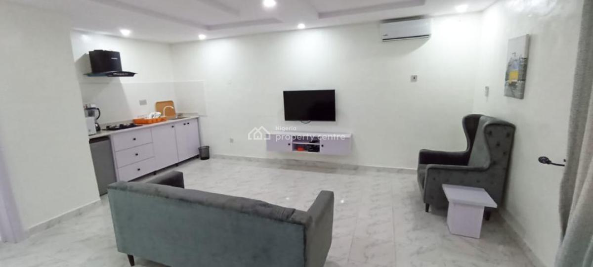 Luxury 2 Bedroom Serviced Apartment, Gra Phase 2, Magodo, Lagos, Flat / Apartment Short Let