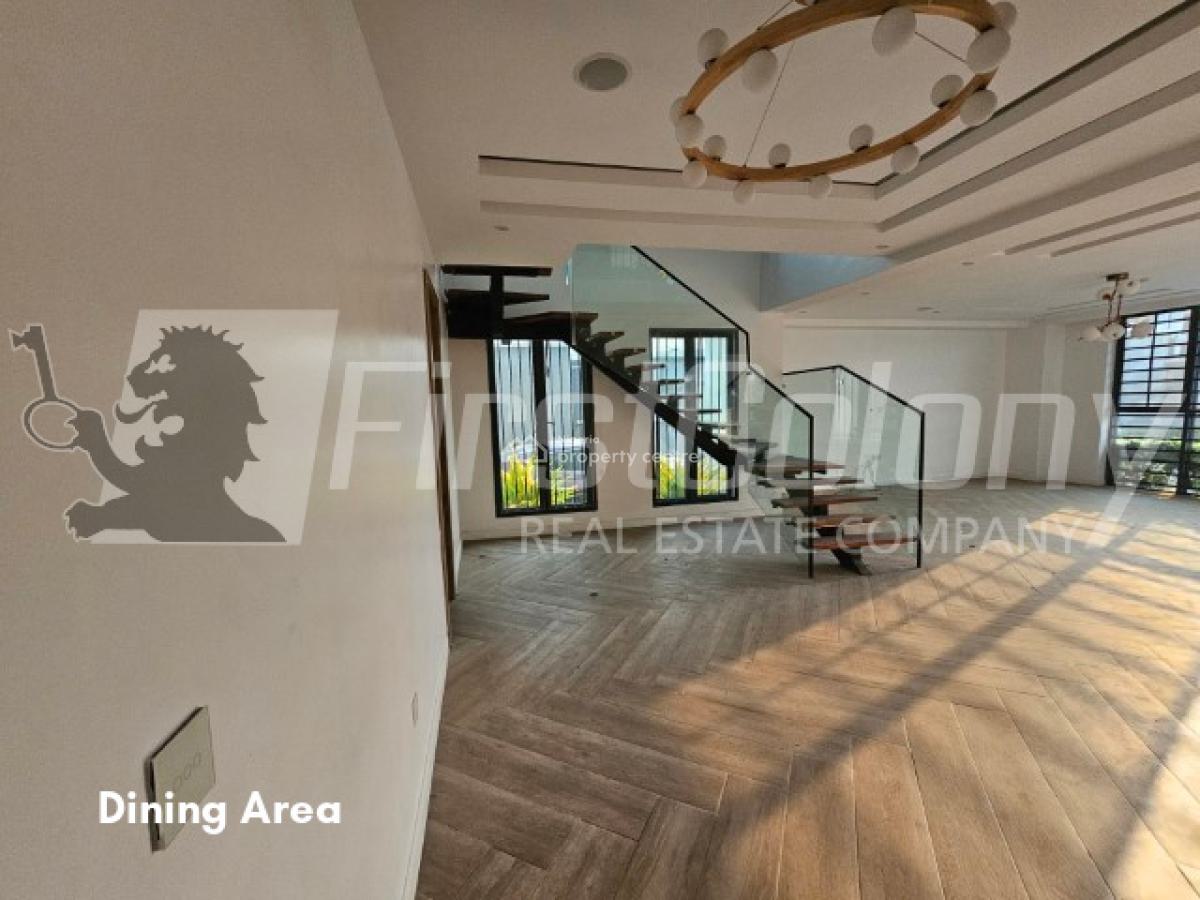 Well Maintained Opulent 4 Bedroom Maisonette (serviced), Lekki Phase 1, Lekki, Lagos, Terraced Duplex for Sale