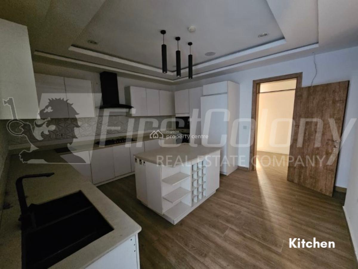 Well Maintained Opulent 4 Bedroom Maisonette (serviced), Lekki Phase 1, Lekki, Lagos, Terraced Duplex for Sale