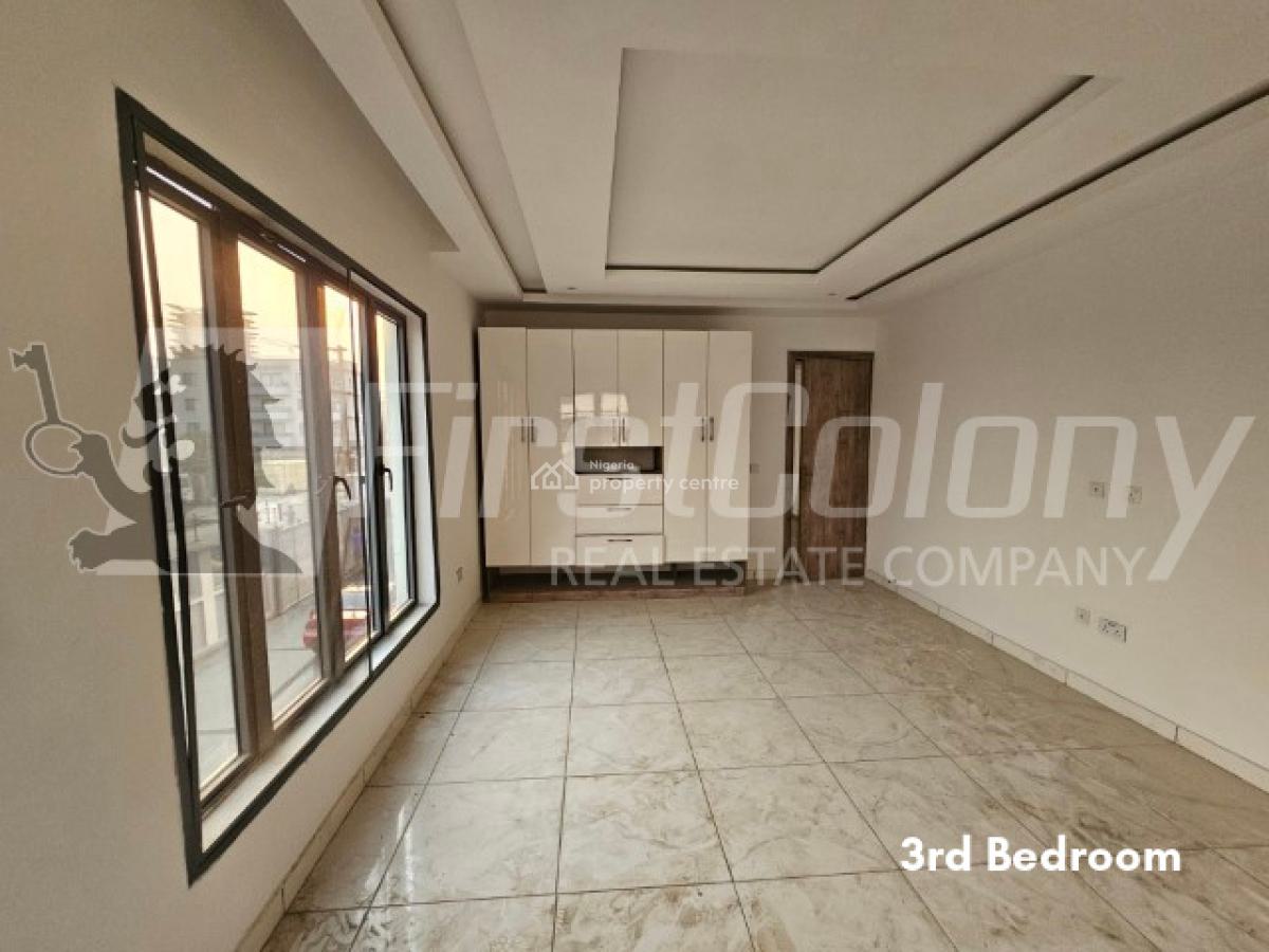 Well Maintained Opulent 4 Bedroom Maisonette (serviced), Lekki Phase 1, Lekki, Lagos, Terraced Duplex for Sale