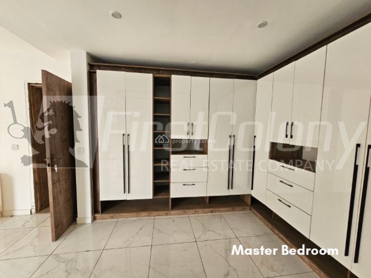 Well Maintained Opulent 4 Bedroom Maisonette (serviced), Lekki Phase 1, Lekki, Lagos, Terraced Duplex for Sale