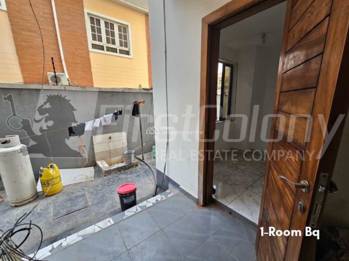 Well Maintained Opulent 4 Bedroom Maisonette (serviced), Lekki Phase 1, Lekki, Lagos, Terraced Duplex for Sale