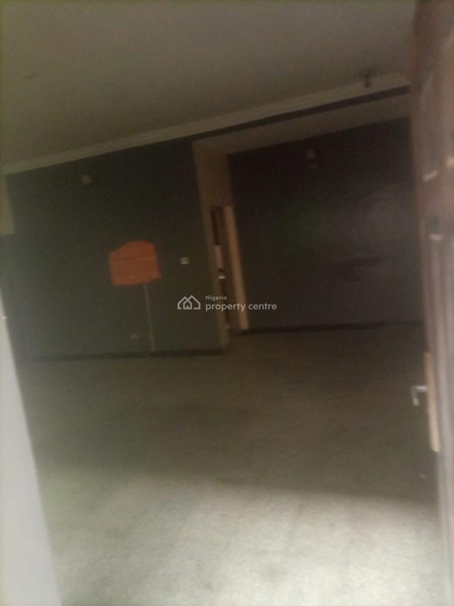 Decent Spacious 3 Bedroom Up Flat, Pedro, Gbagada, Lagos, House for Rent