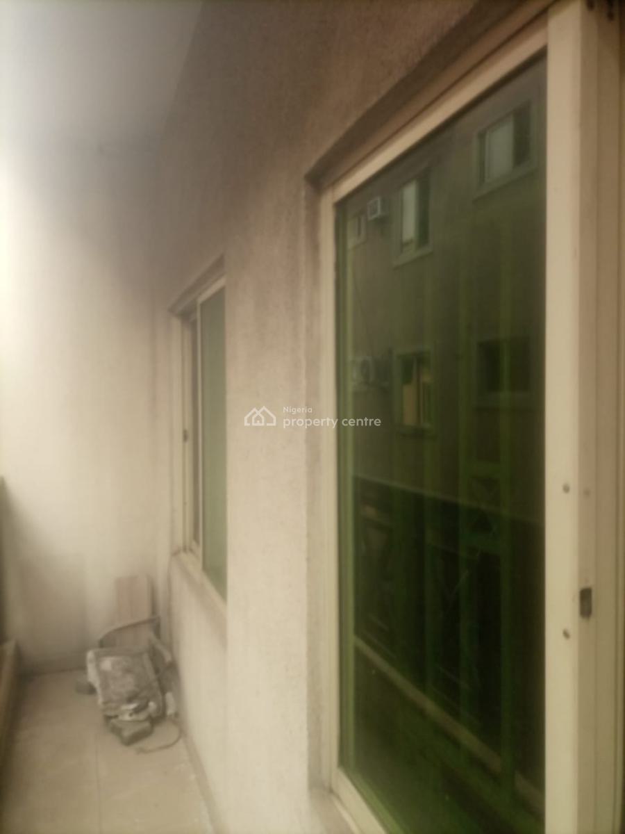 Decent Spacious 3 Bedroom Up Flat, Pedro, Gbagada, Lagos, House for Rent