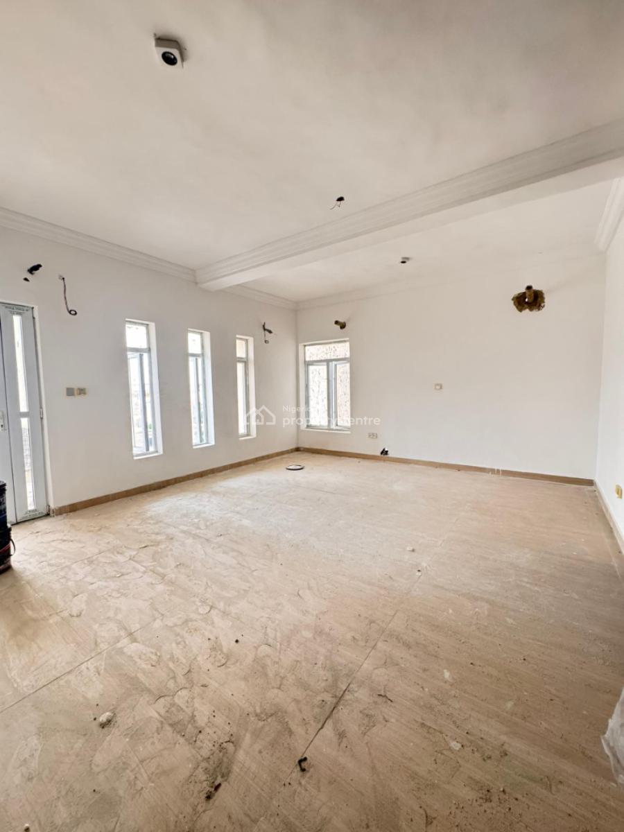 Beautiful and Spacious 3 Bedrooms Maisonette Duplex with Bq, Lekki Phase 1, Lekki, Lagos, Detached Duplex for Sale