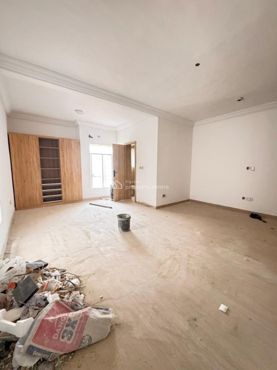 Beautiful and Spacious 3 Bedrooms Maisonette Duplex with Bq, Lekki Phase 1, Lekki, Lagos, Detached Duplex for Sale