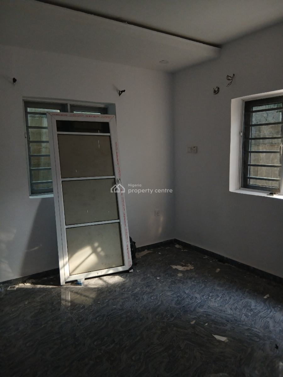 Room and Parlour, Newtown Estate, Ogombo, Ajah, Lagos, Mini Flat (room and Parlour) for Rent
