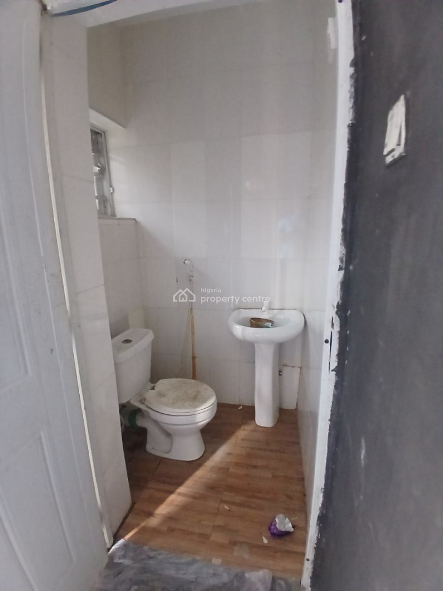 Room and Parlour, Newtown Estate, Ogombo, Ajah, Lagos, Mini Flat (room and Parlour) for Rent