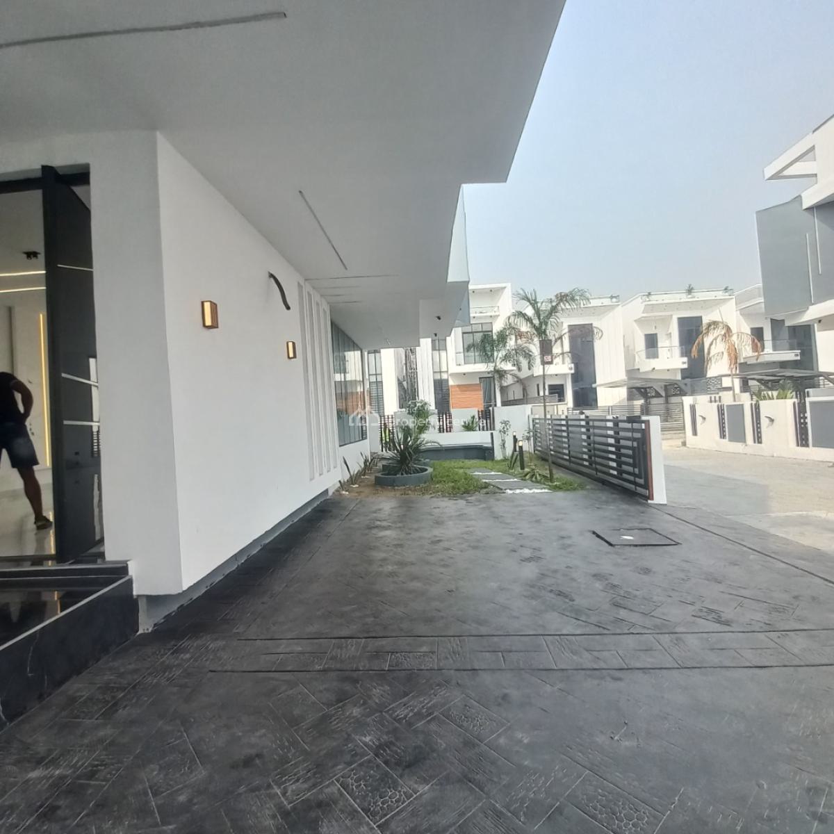 Standard 5 Bedroom Fully Detached Duplex Bq, Chevron, Lekki, Lagos, Detached Duplex for Sale
