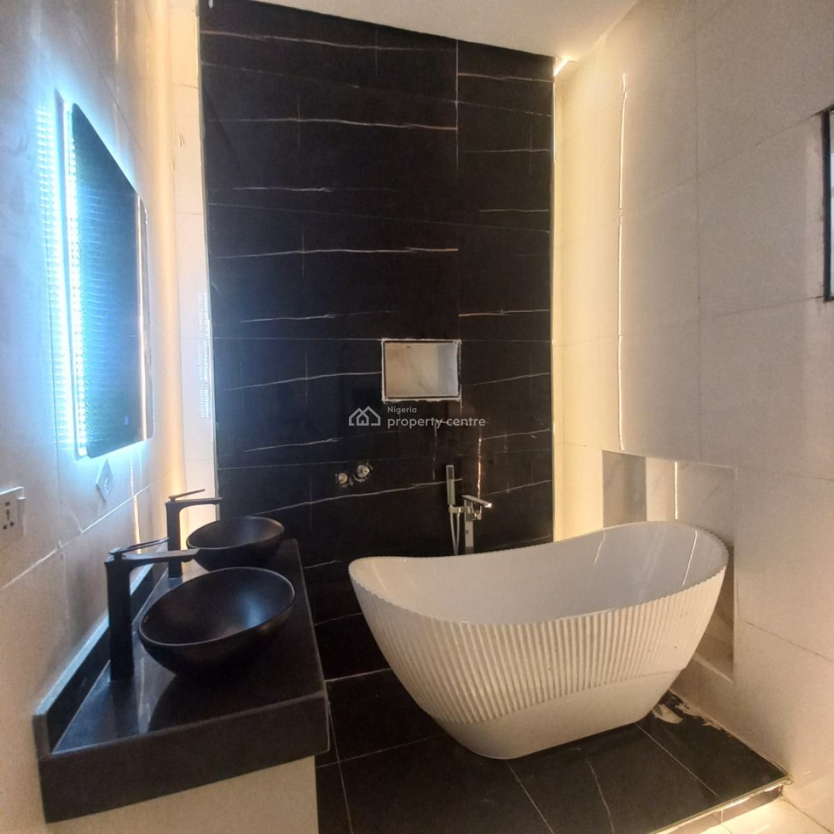 Duplex Beautiful 5 Bedrooms Detached Duplex with Pool and Bq, Chevron, Lekki, Lagos, Detached Duplex for Sale