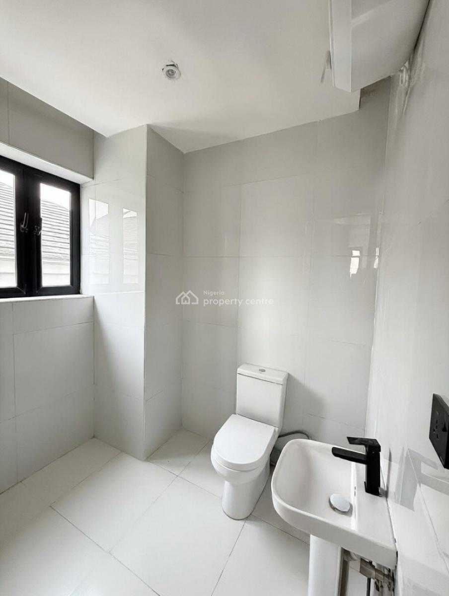 Lovely 2 Bedrooms, Ikate Elegushi, Lekki, Lagos, Flat / Apartment for Sale