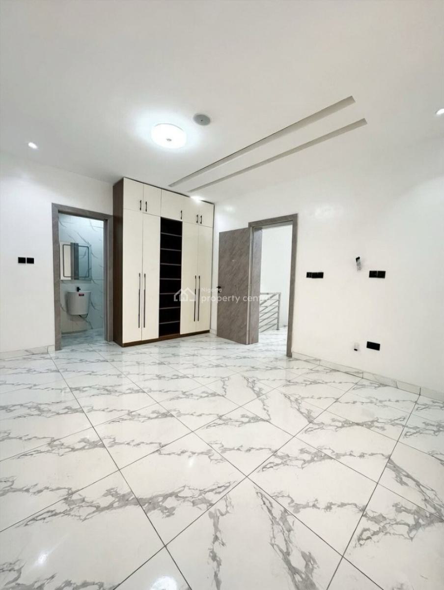 Lovely 4 Bedroom Duplex, Lekki Phase 1, Lekki, Lagos, Terraced Duplex for Sale