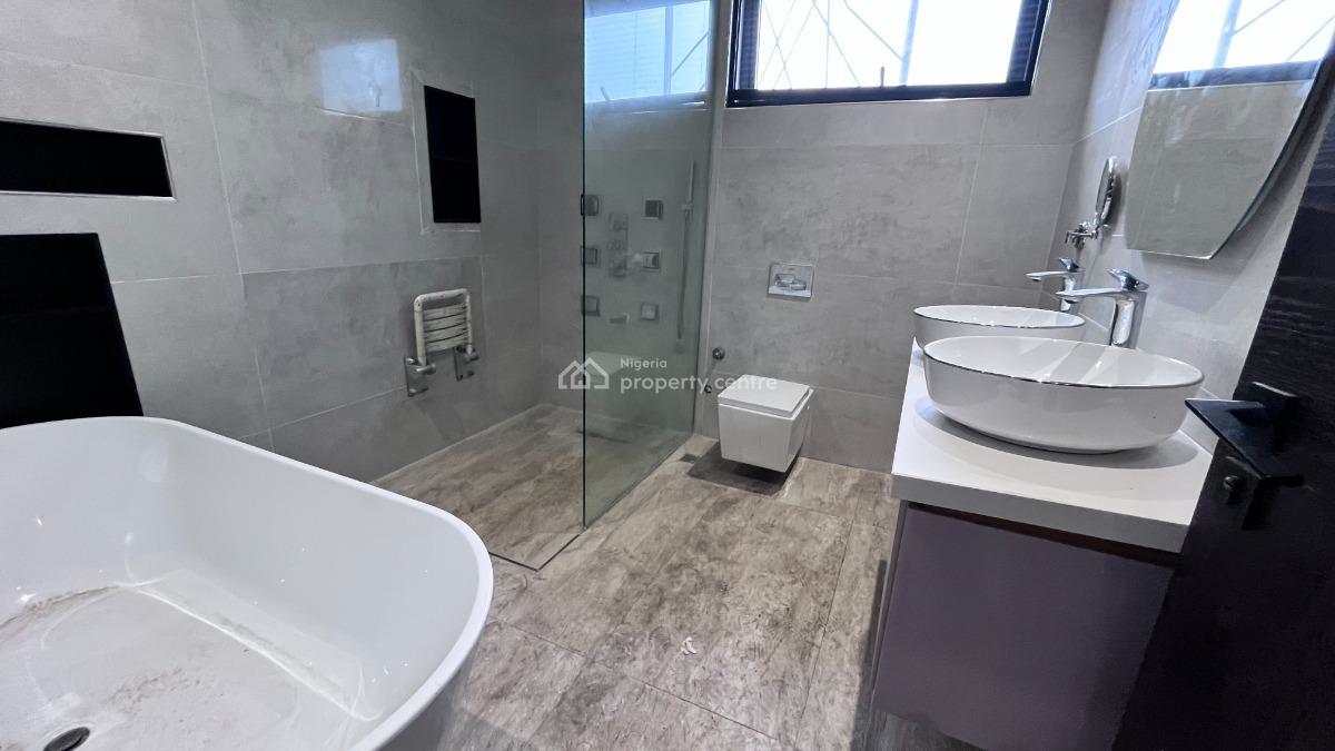 Luxury 4-bedroom Maisonet Apartment with Bq., Ikoyi, Lagos, Flat / Apartment for Rent