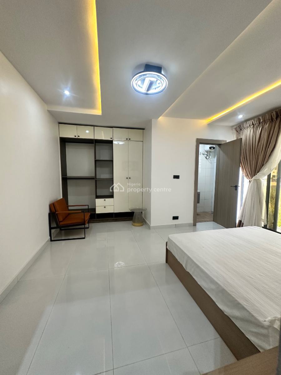 2 Bedroom Apartment with Elevator, Lekki Phase 1, Lekki, Lagos, Flat / Apartment for Sale