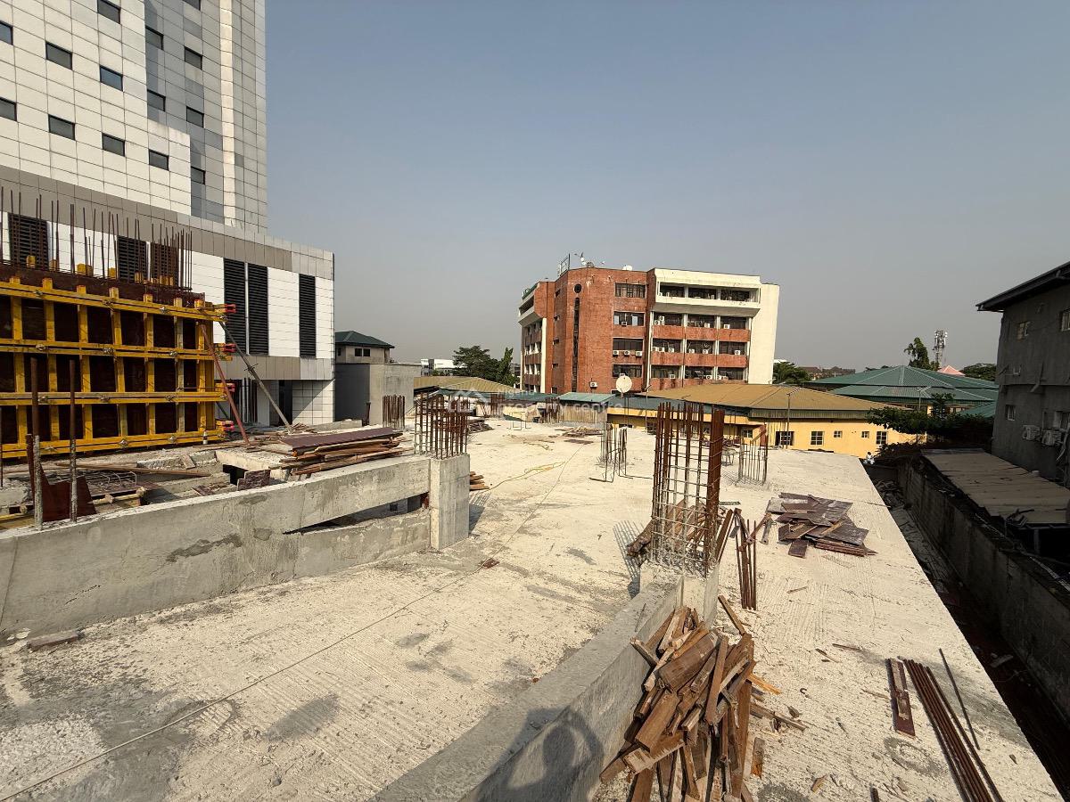 2 Bedroom Apartment, Admirality Way, Lekki Phase 1, Lekki, Lagos, Flat / Apartment for Sale