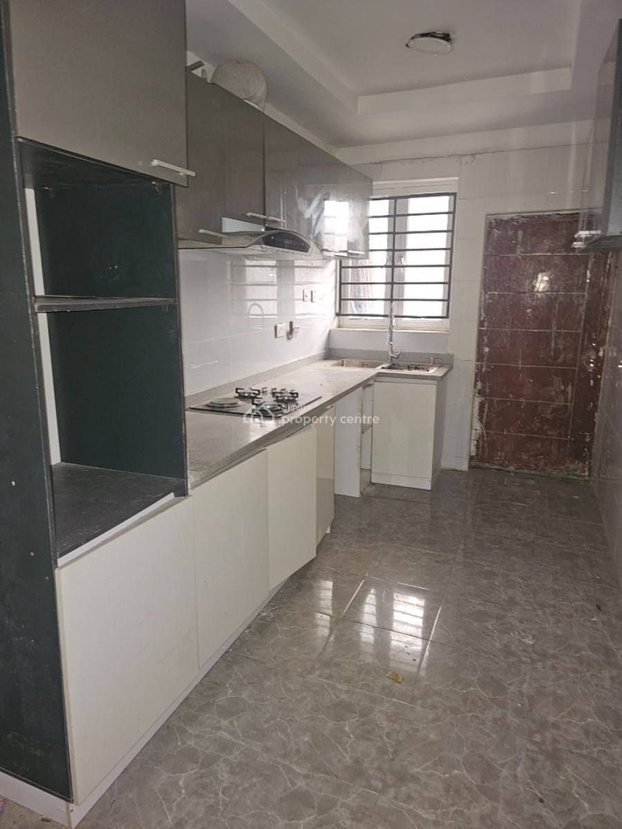 3 Bedrooms Semi-detached Duplex, Alman Beach Estate, Lekki, Lagos, Semi-detached Duplex for Sale